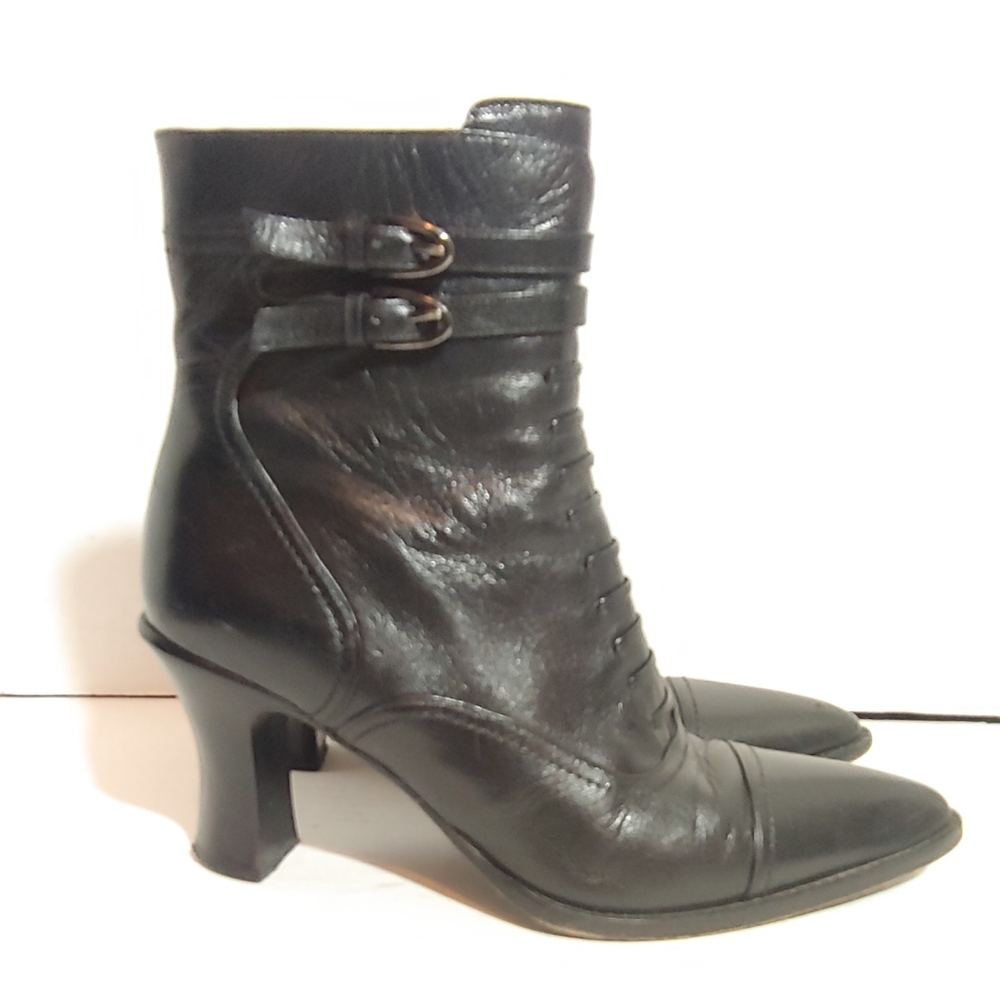 Via Spiga heeled pointed ankle boots